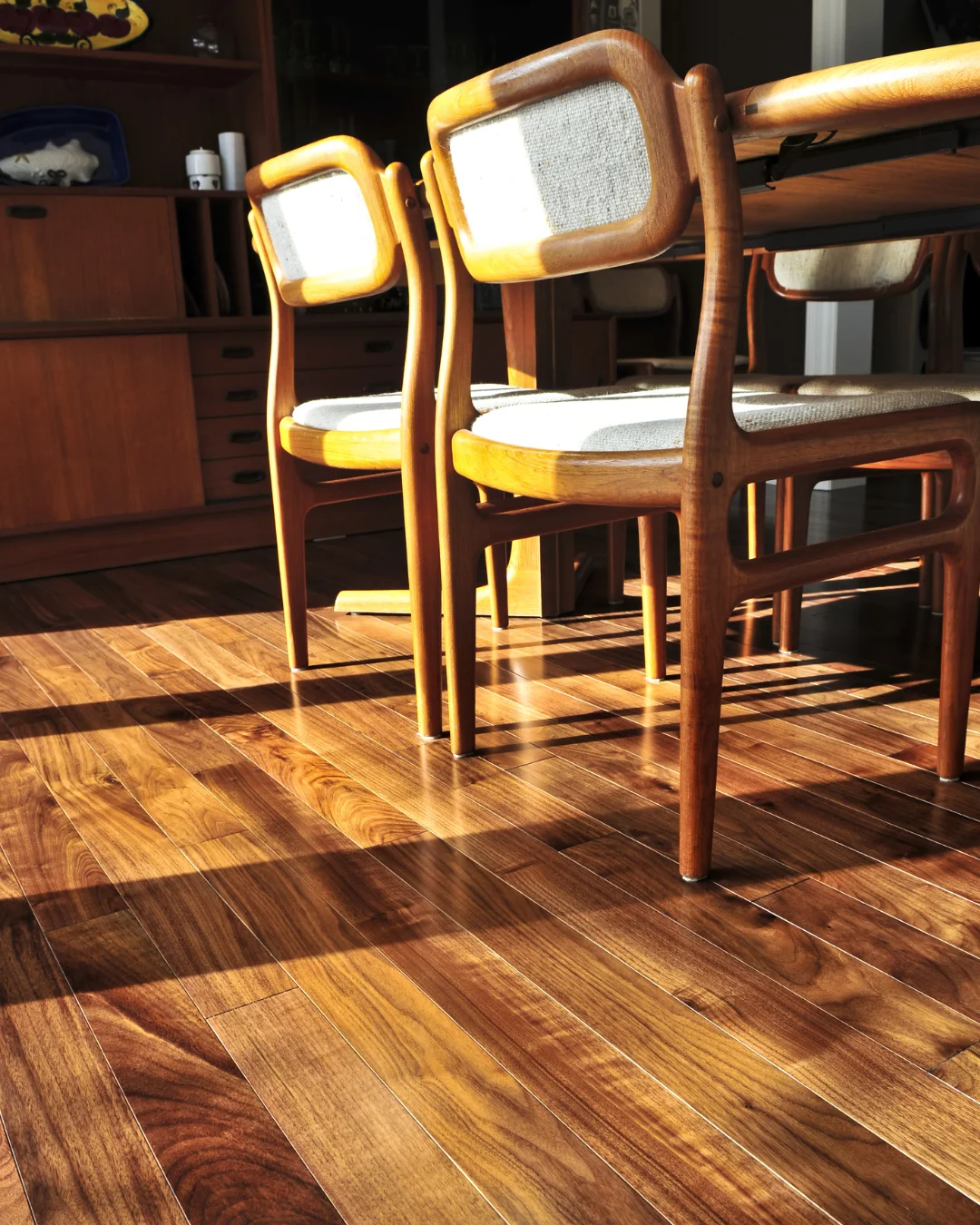 Hardwood Flooring project photo 1 - MVP Interiors